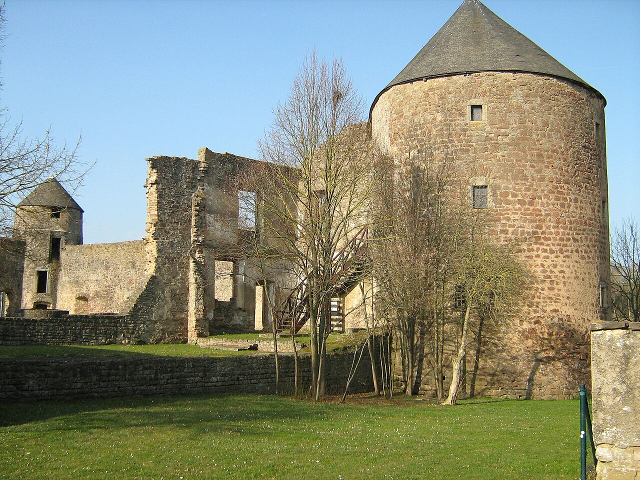 Pettingen Castle — Luxembourg castle