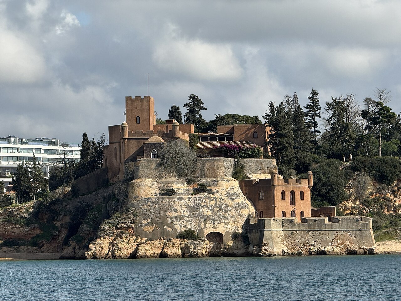 Fort of São João do Arade — Portugal castle