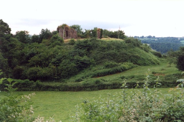 Clifford Castle and Barbican — United Kingdom of Great Britain and Northern Ireland castle