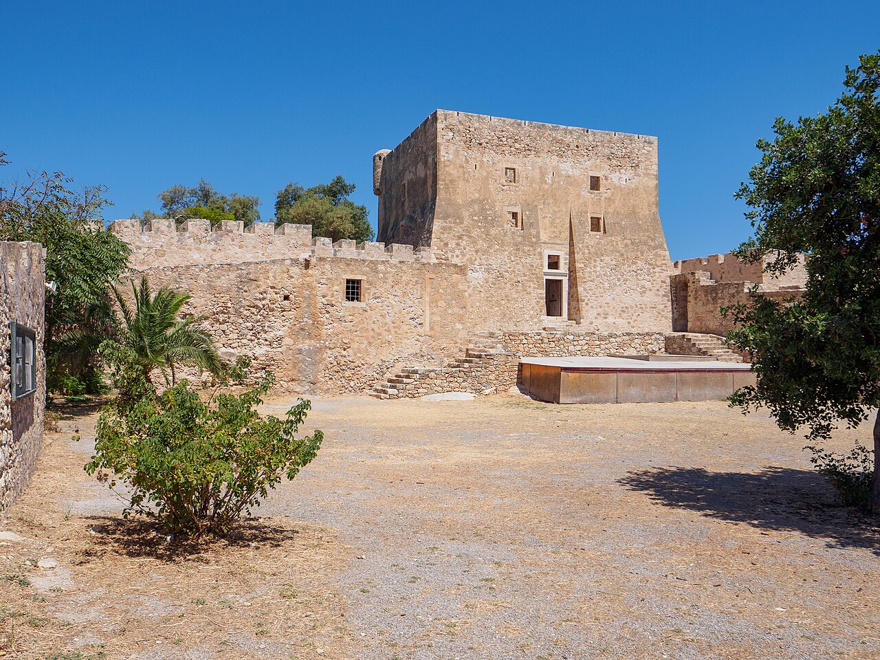 Kazarma Fortress — Greece castle