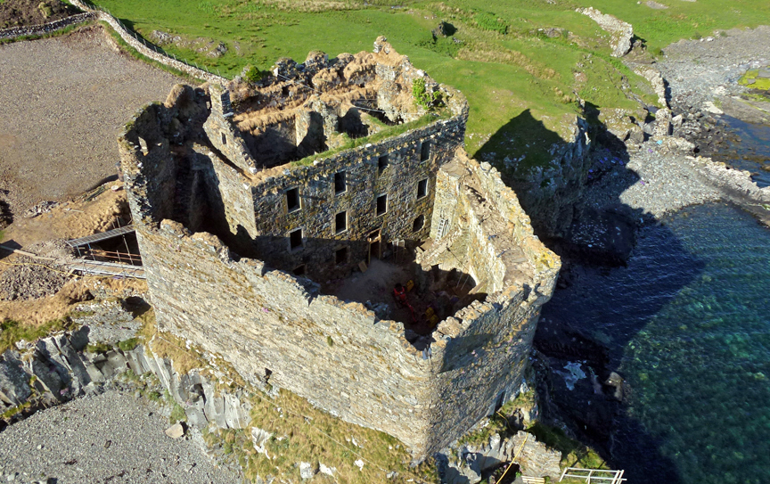 Mingarry Castle Ruins — United Kingdom of Great Britain and Northern Ireland castle