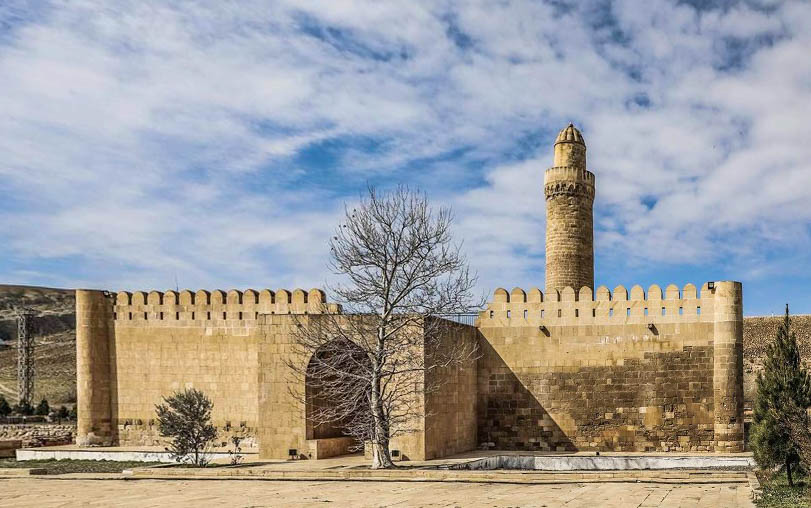 Pir Huseyn Khanqah — Azerbaijan castle