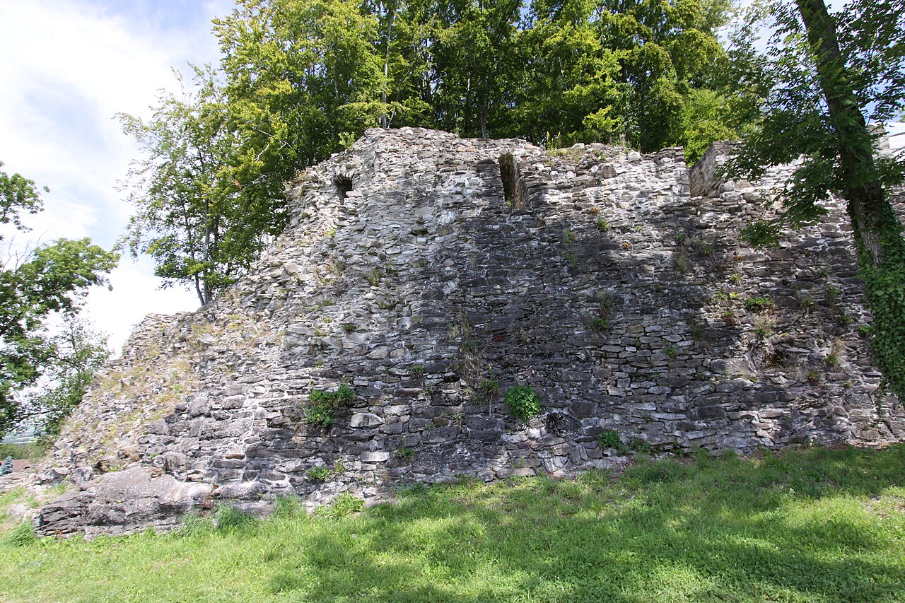 Bossonnens Castle Ruins — Switzerland castle