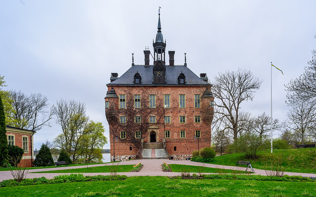 Wik Castle — Sweden castle