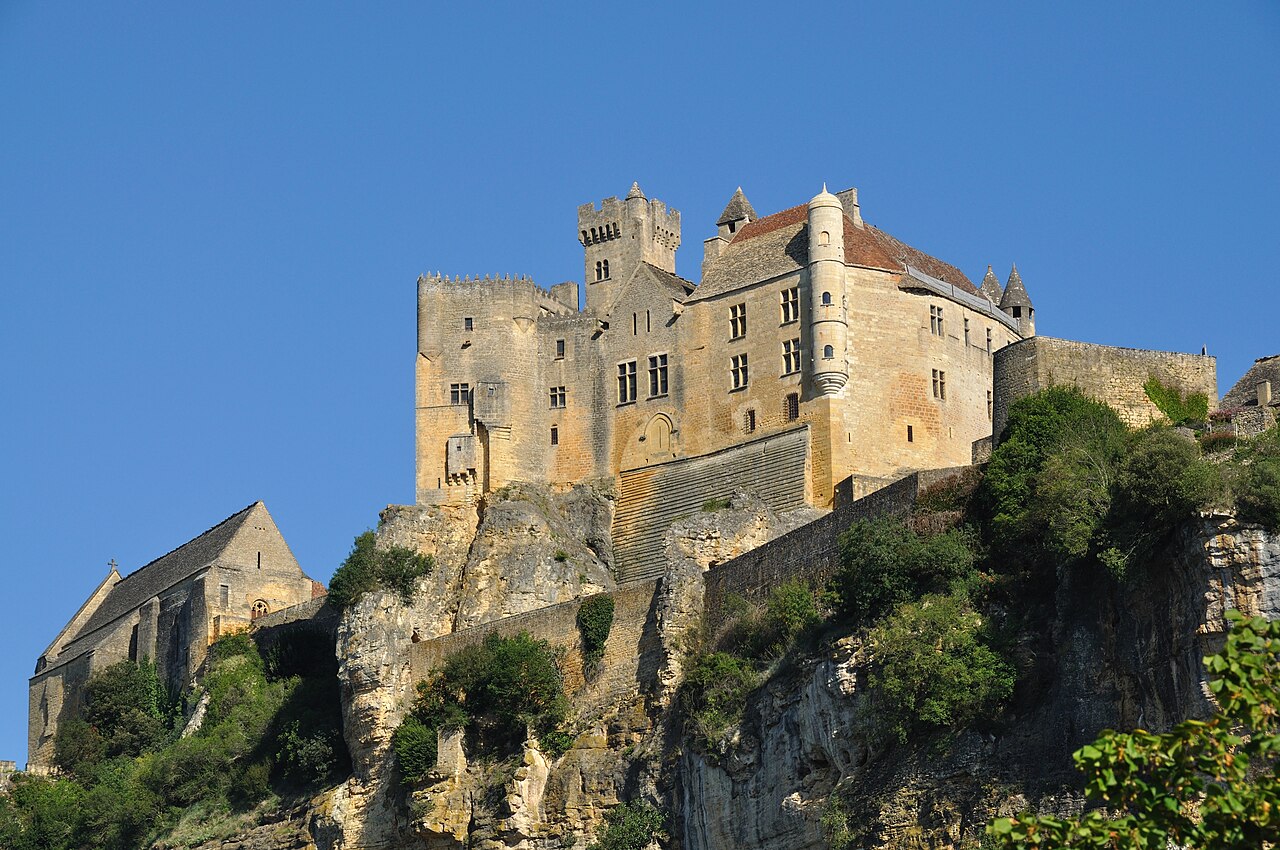 Beynac Castle — France castle