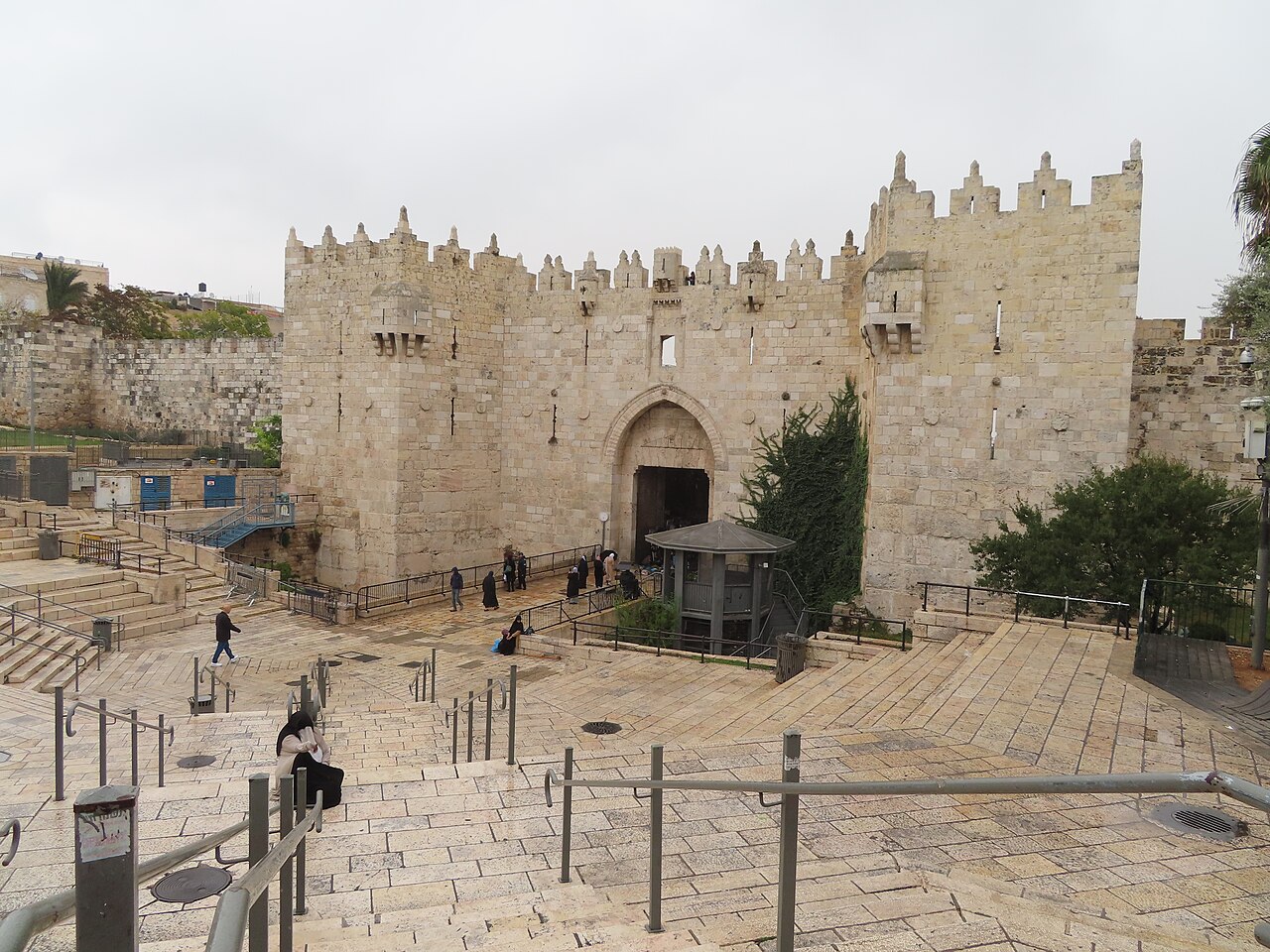 Damascus Gate — Palestine, State of castle