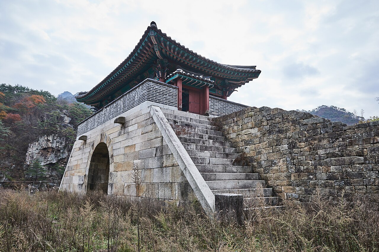 Deokju Sanseong — Korea (Republic of) castle