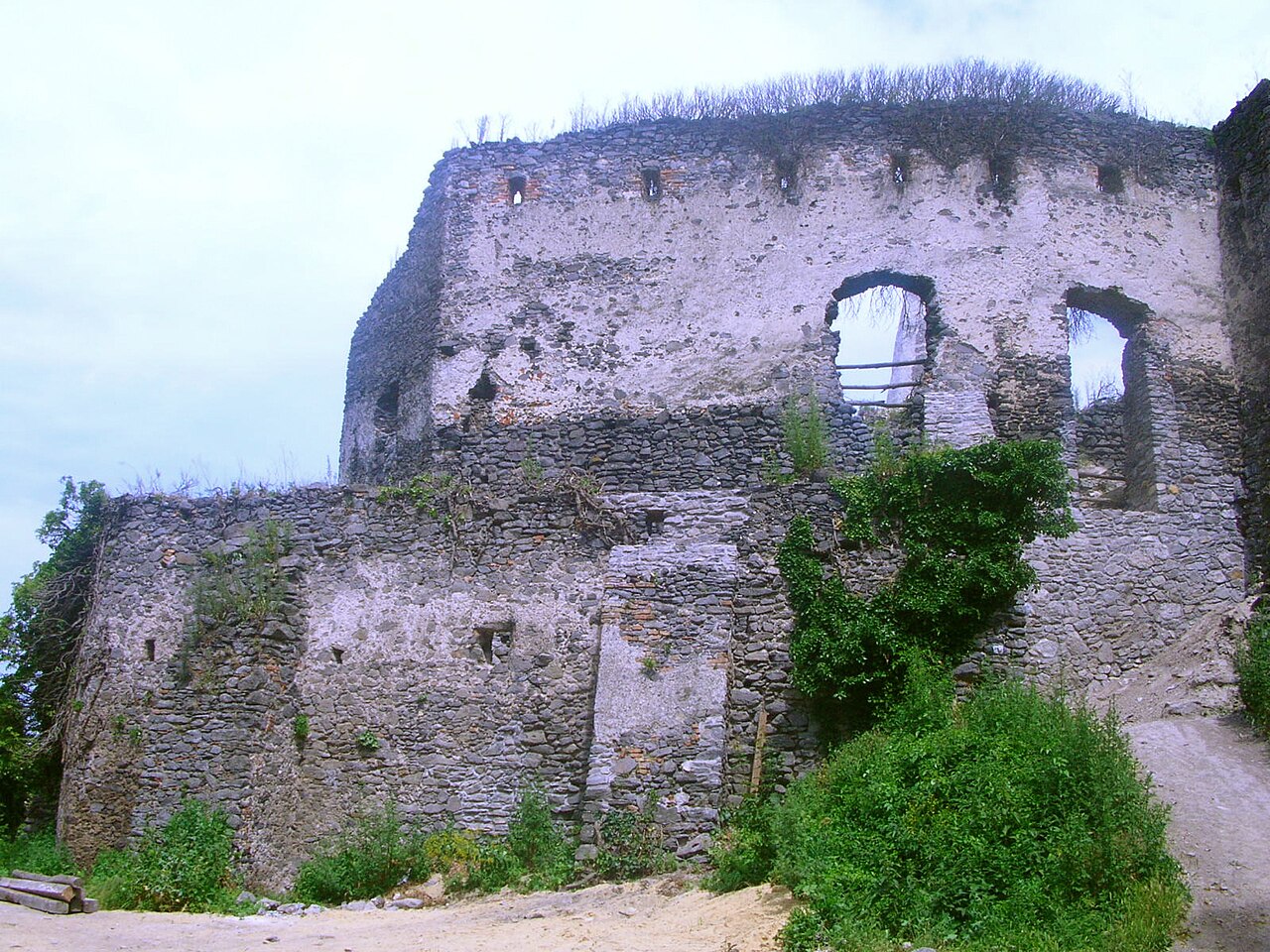 Somló Castle Ruins — Hungary castle