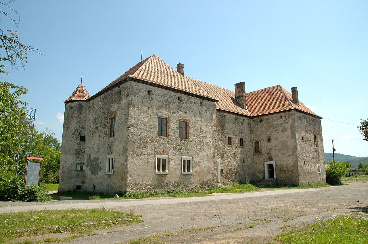 Chynadiiovo Castle — Ukraine castle