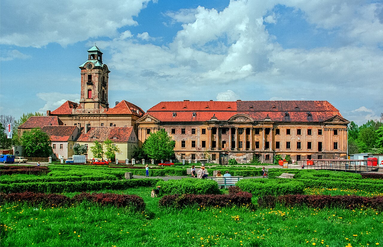 Castle and palace complex in Żary — Poland castle