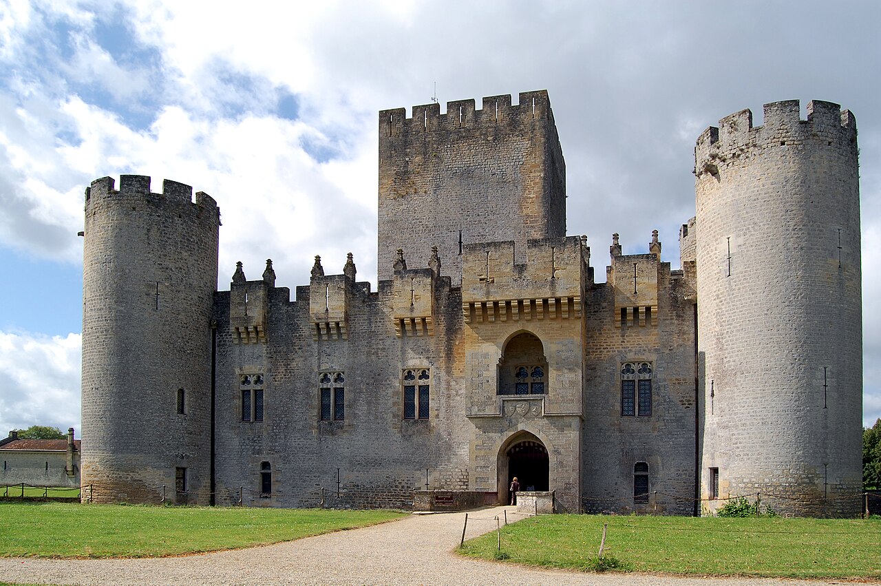 Roquetaillade Castle — France castle