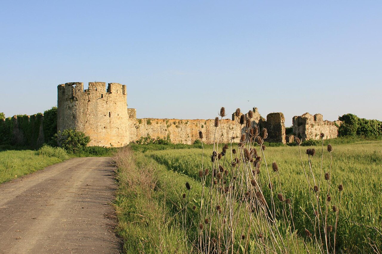 Bashtovë Castle — Albania castle