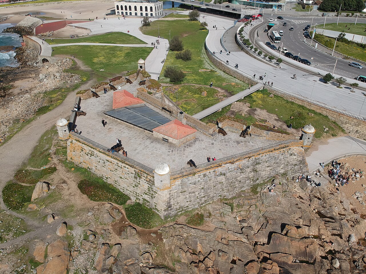 Fort of São Francisco do Queijo — Portugal castle