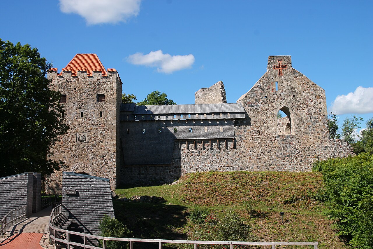Sigulda — Latvia castle