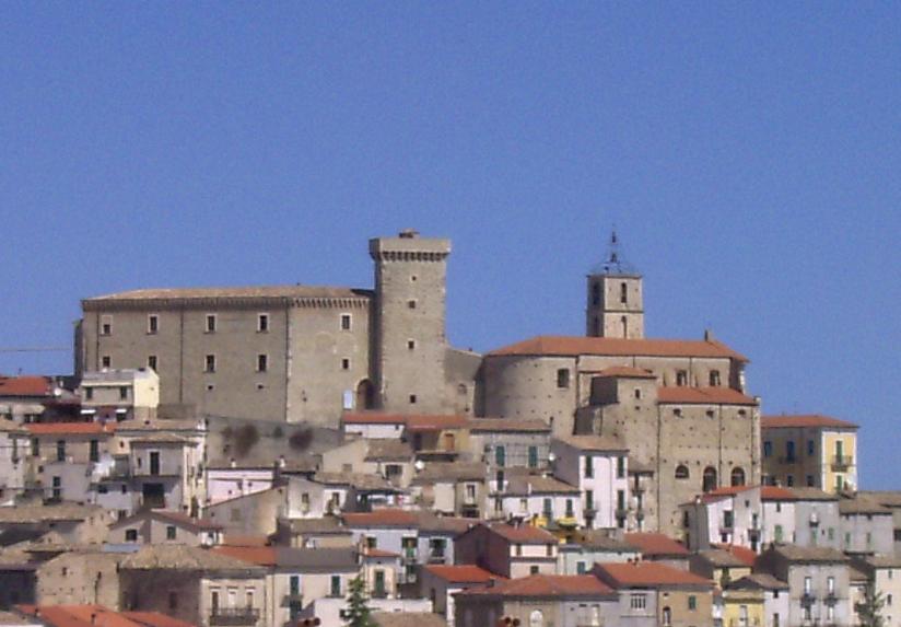 Castello ducale di Casoli — Italy castle