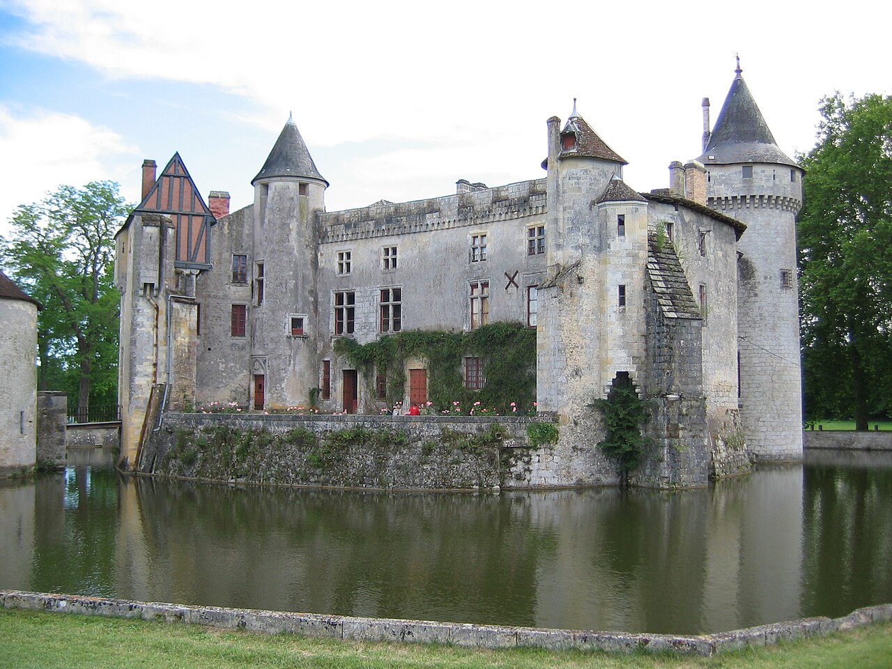 Château de La Brède — France castle