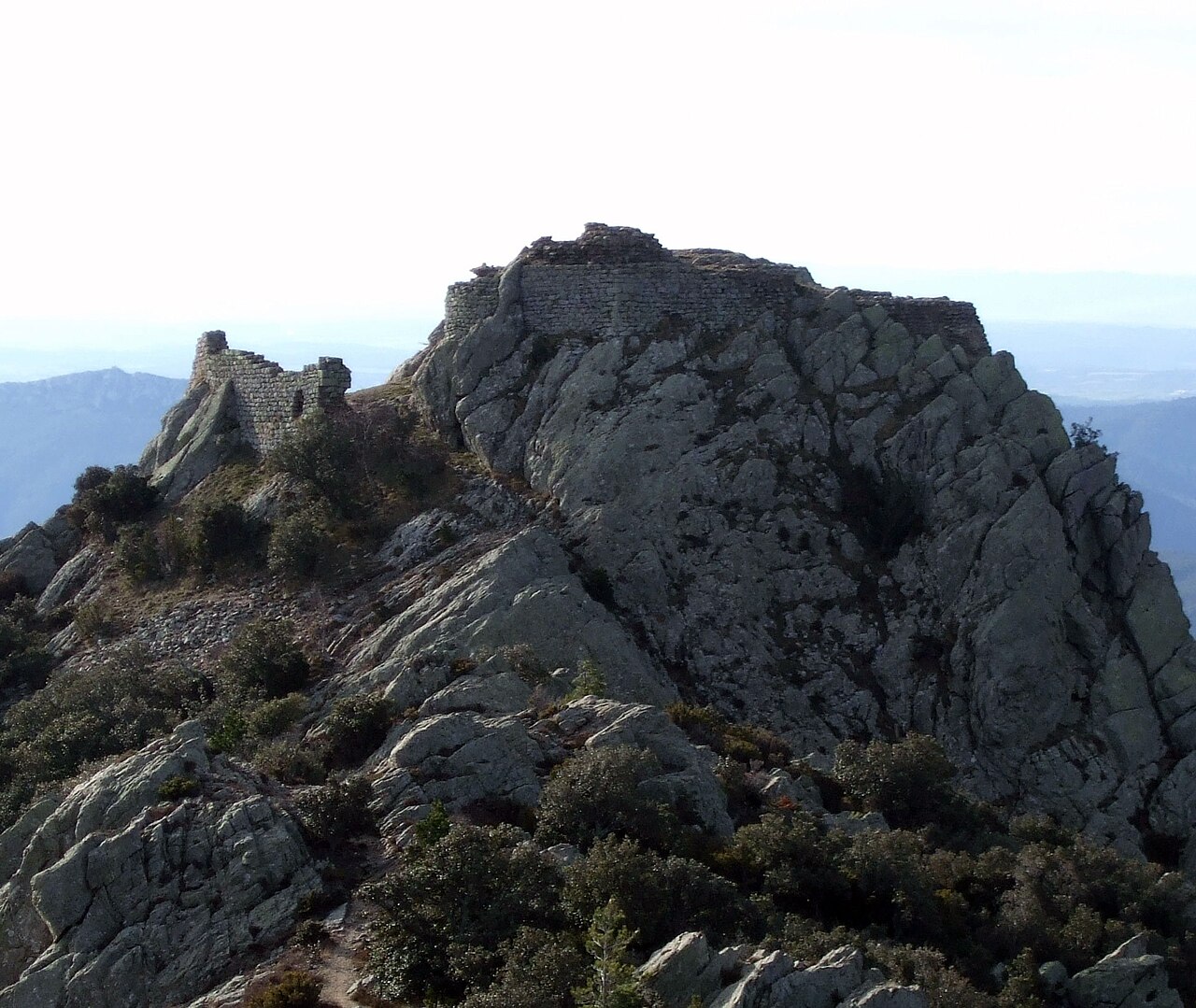 Castell de Cabrera (Alt Empordà) — Spain castle