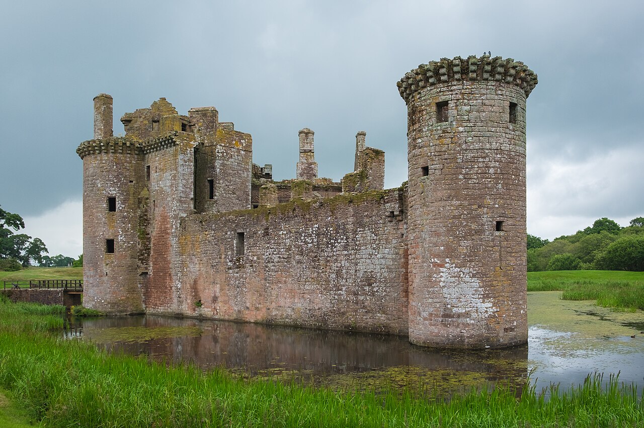 Caerlaverock Castle — United Kingdom of Great Britain and Northern Ireland castle