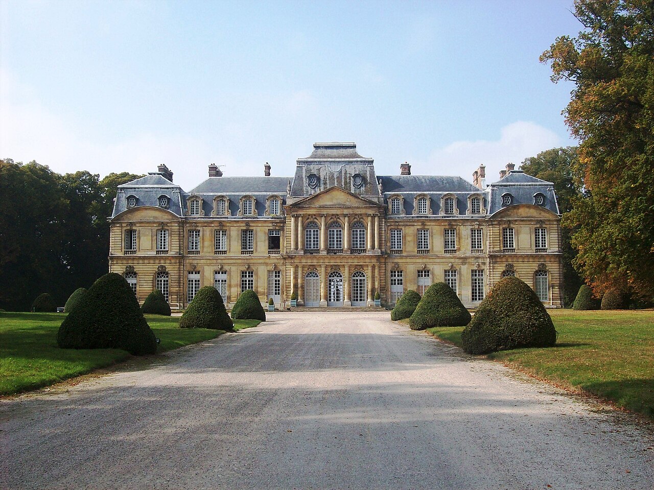 Château de Champlâtreux — France castle