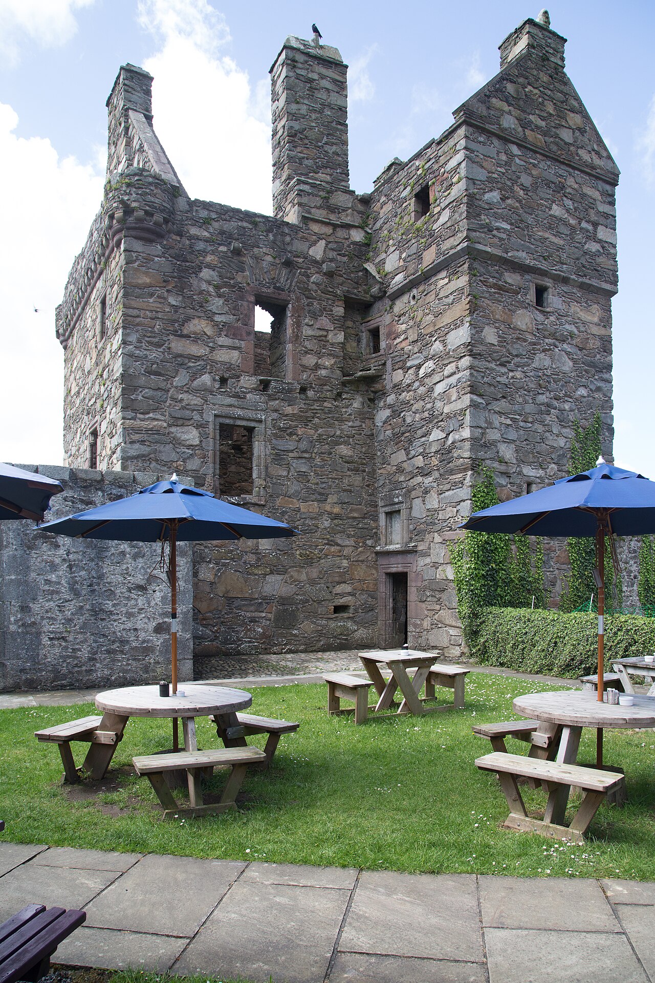 Carsluith Castle — United Kingdom of Great Britain and Northern Ireland castle
