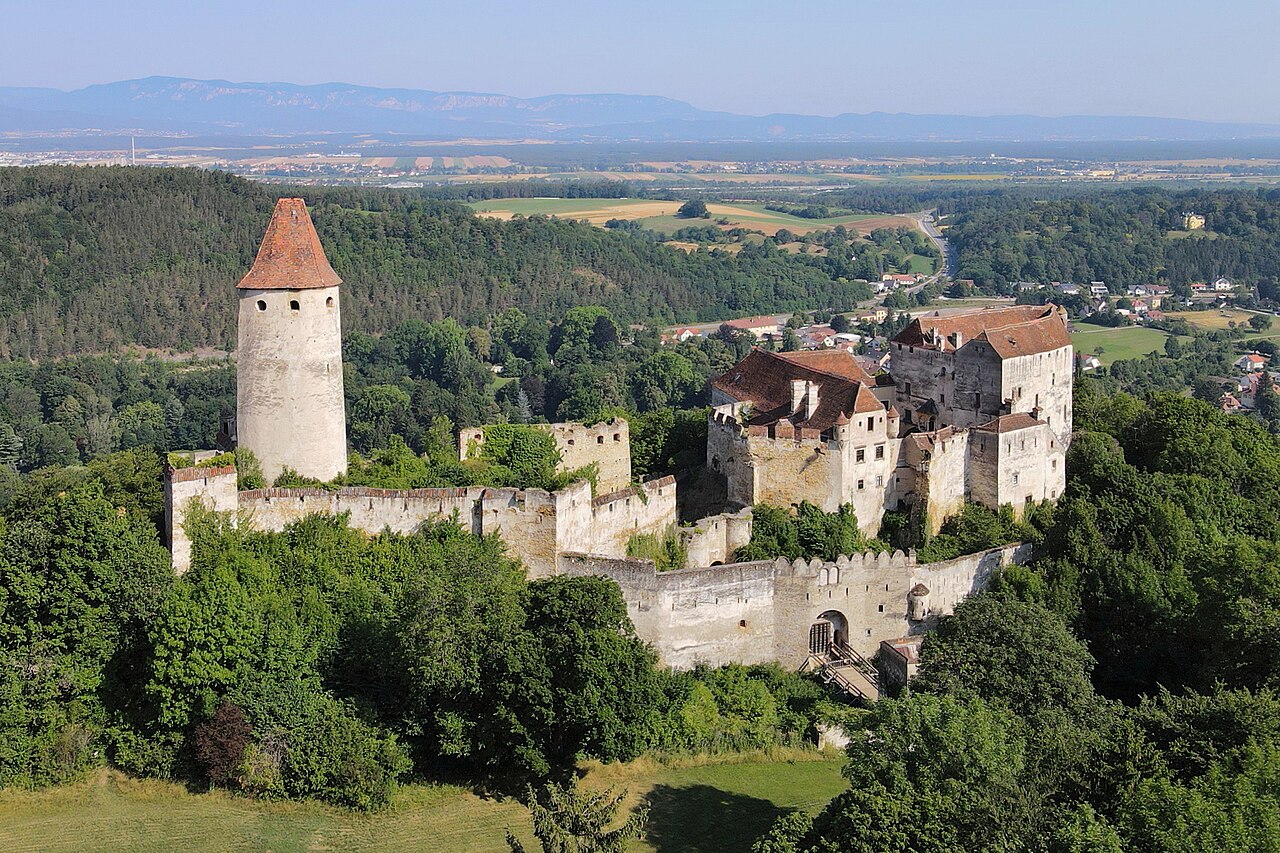 Burg Seebenstein — Austria castle