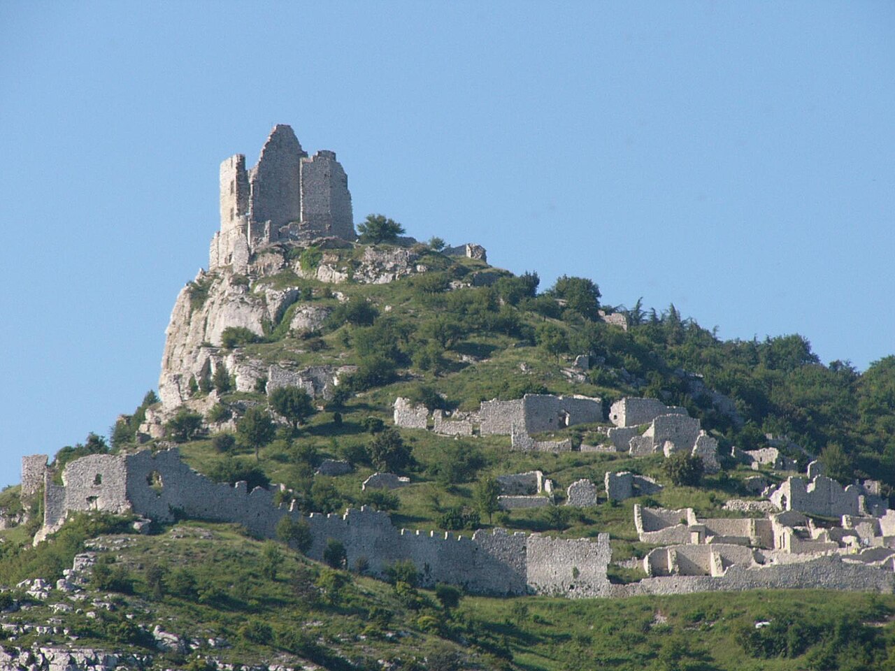 Château de Crussol — France castle