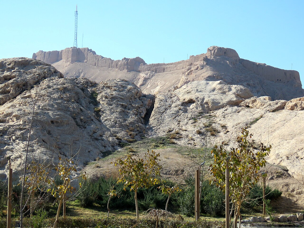 Ardashir Castle (Kerman) — Iran (Islamic Republic of) castle