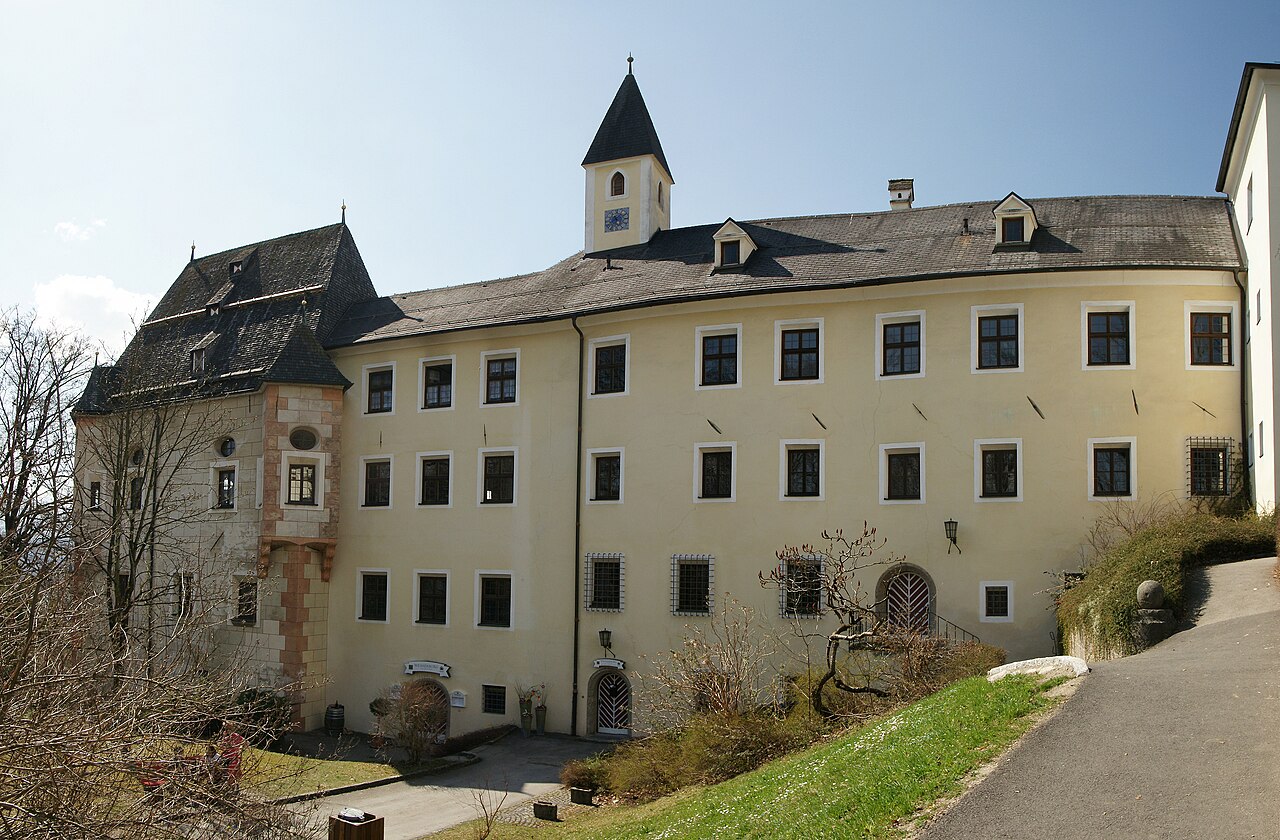 Weiherburg — Austria castle