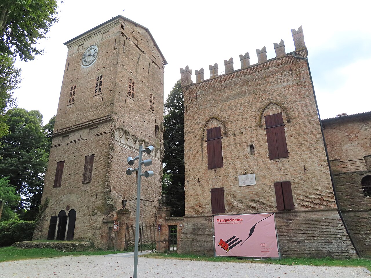 Rocca dei Rossi — Italy castle