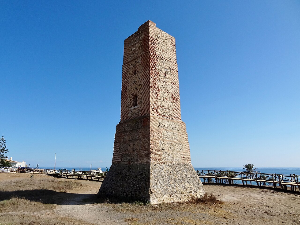 Torre Ladrones — Spain castle