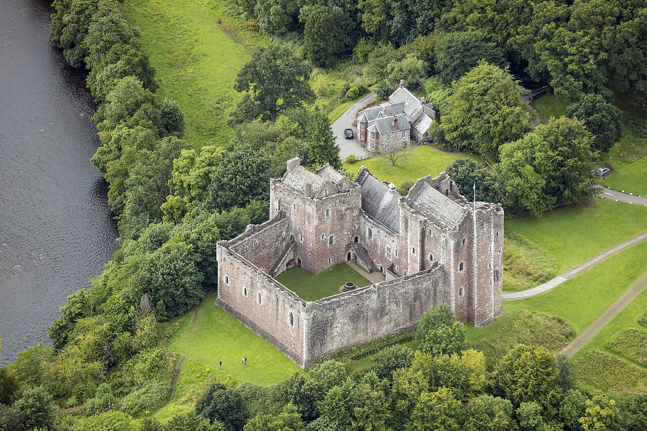 Doune Castle — United Kingdom of Great Britain and Northern Ireland castle