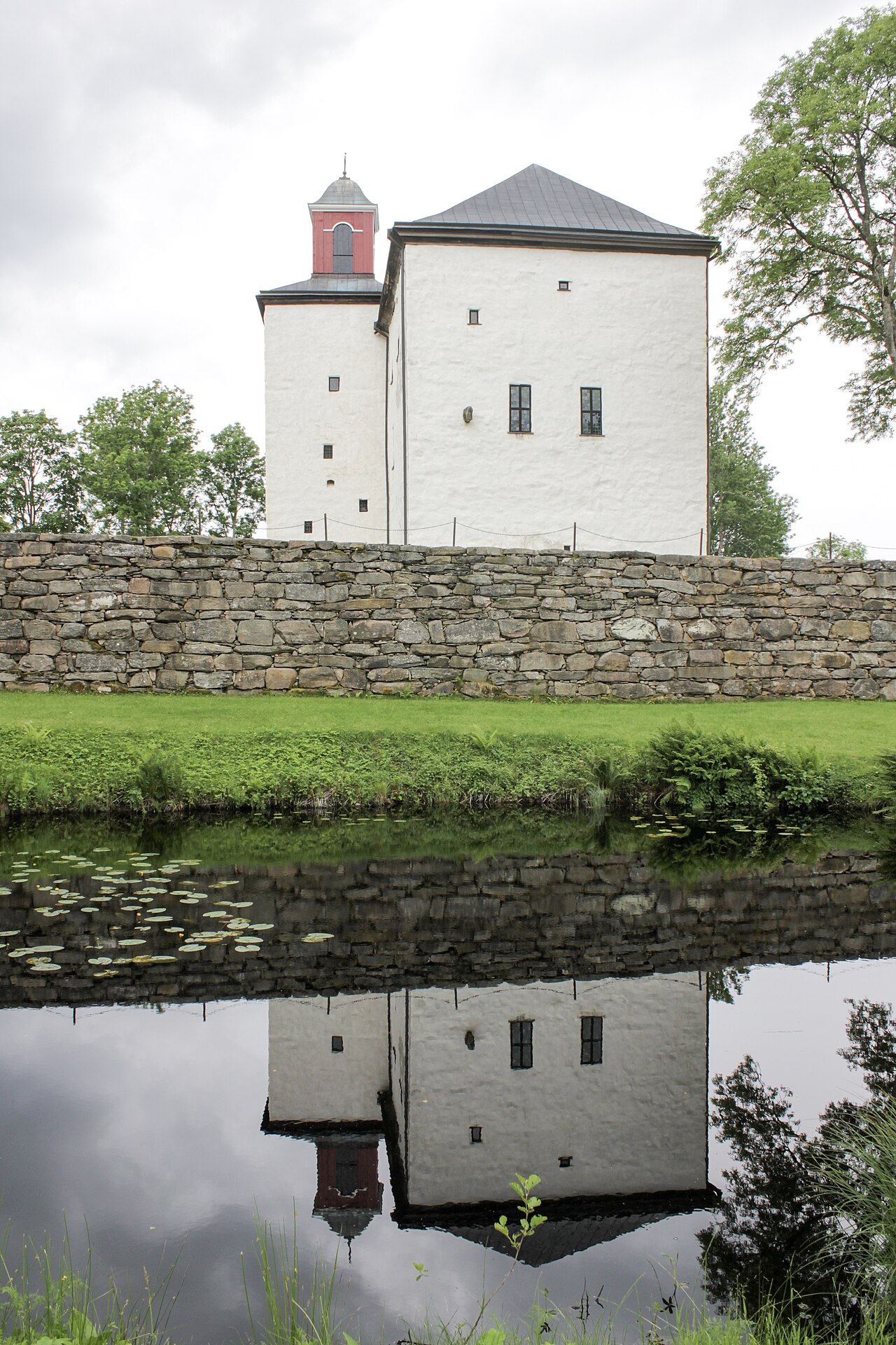 Torpa stenhus — Sweden castle
