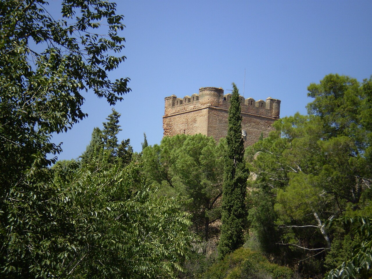Batres Castle — Spain castle