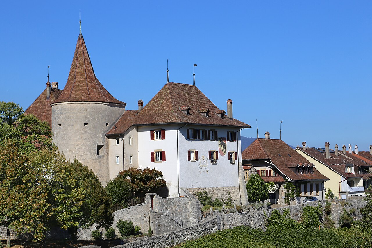Erlach Castle — Switzerland castle