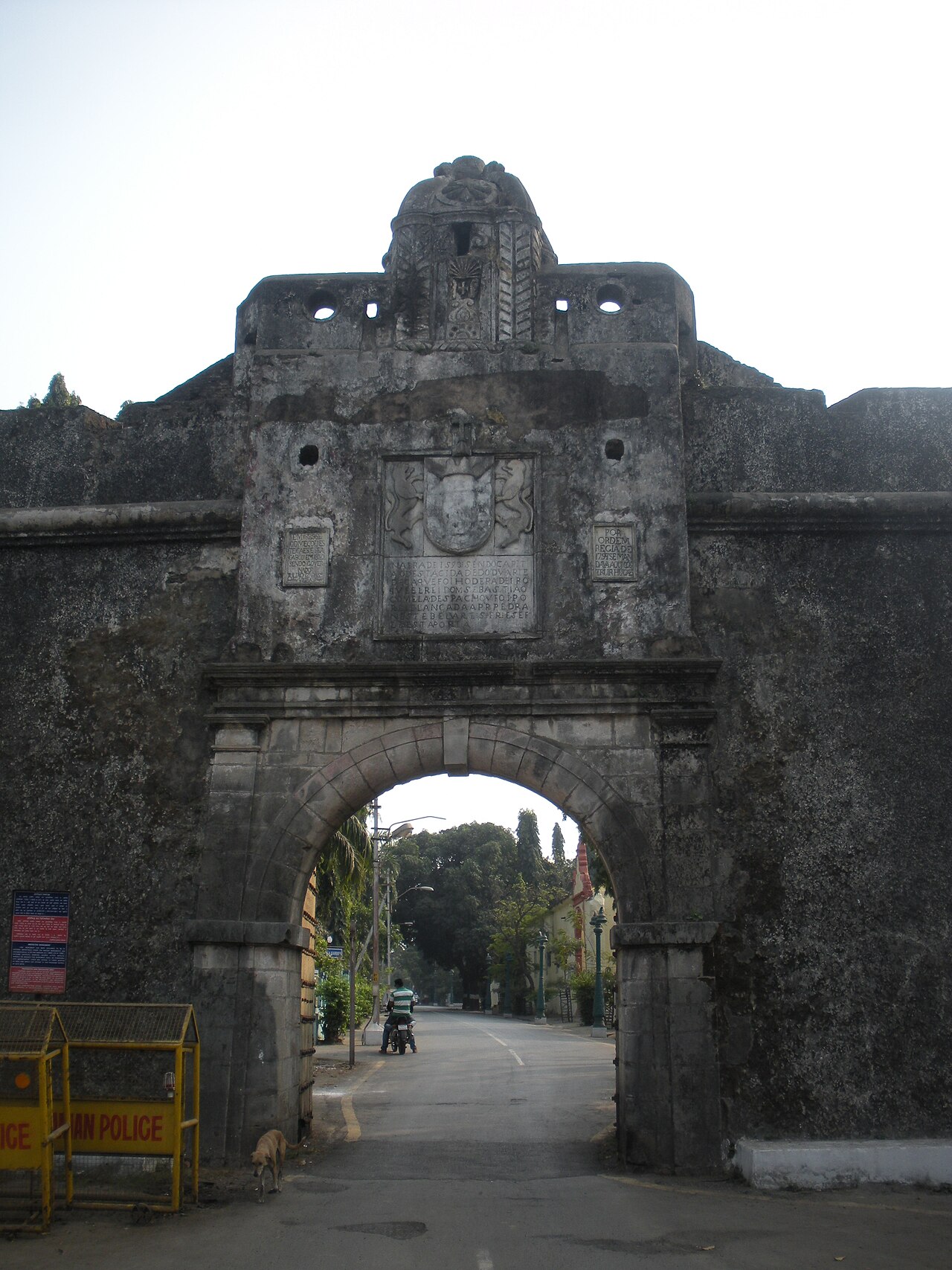 Moti Daman Fort — India castle