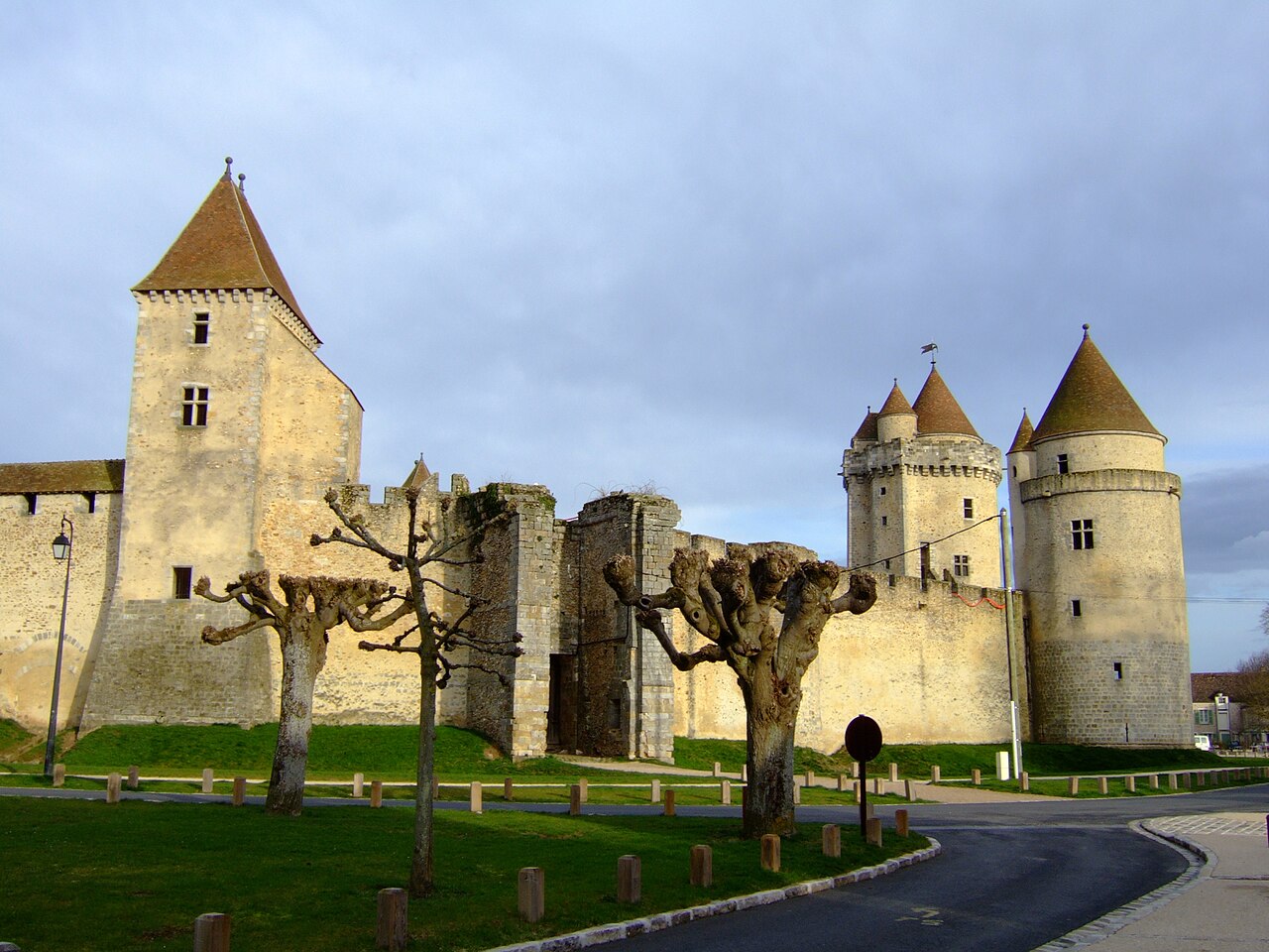 Castle of Blandy-les-Tours — France castle