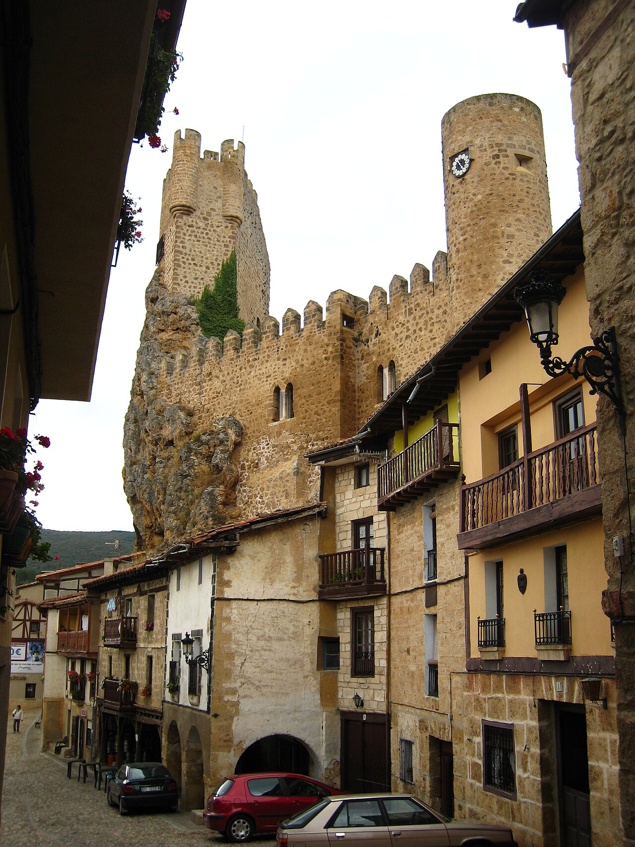 Frias Castle — Spain castle
