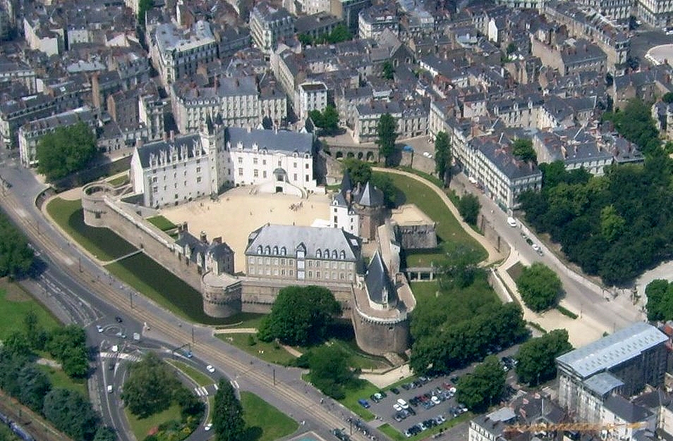 Castle of the Dukes of Brittany — France castle