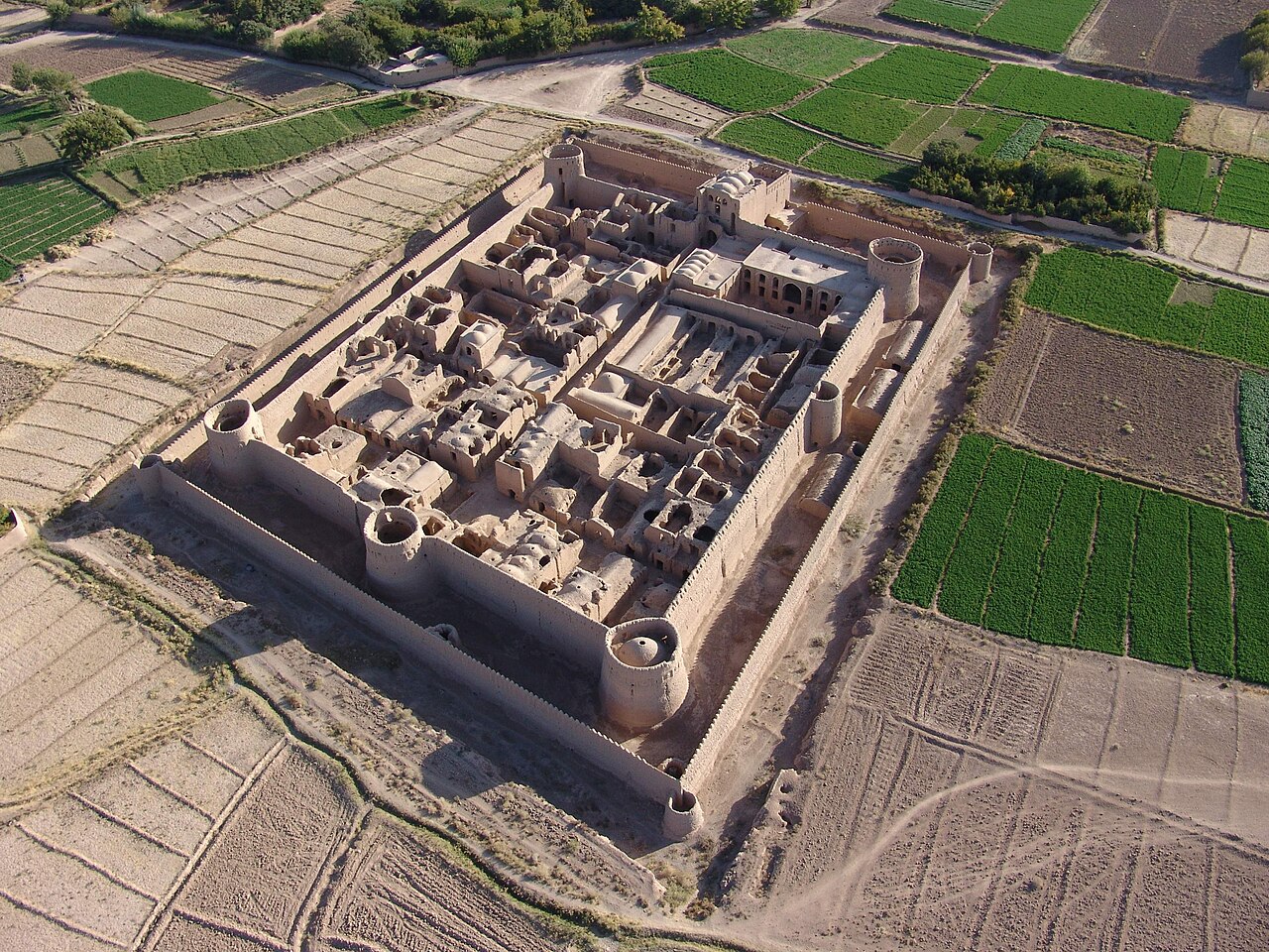 Mehr Padin Castle — Iran (Islamic Republic of) castle