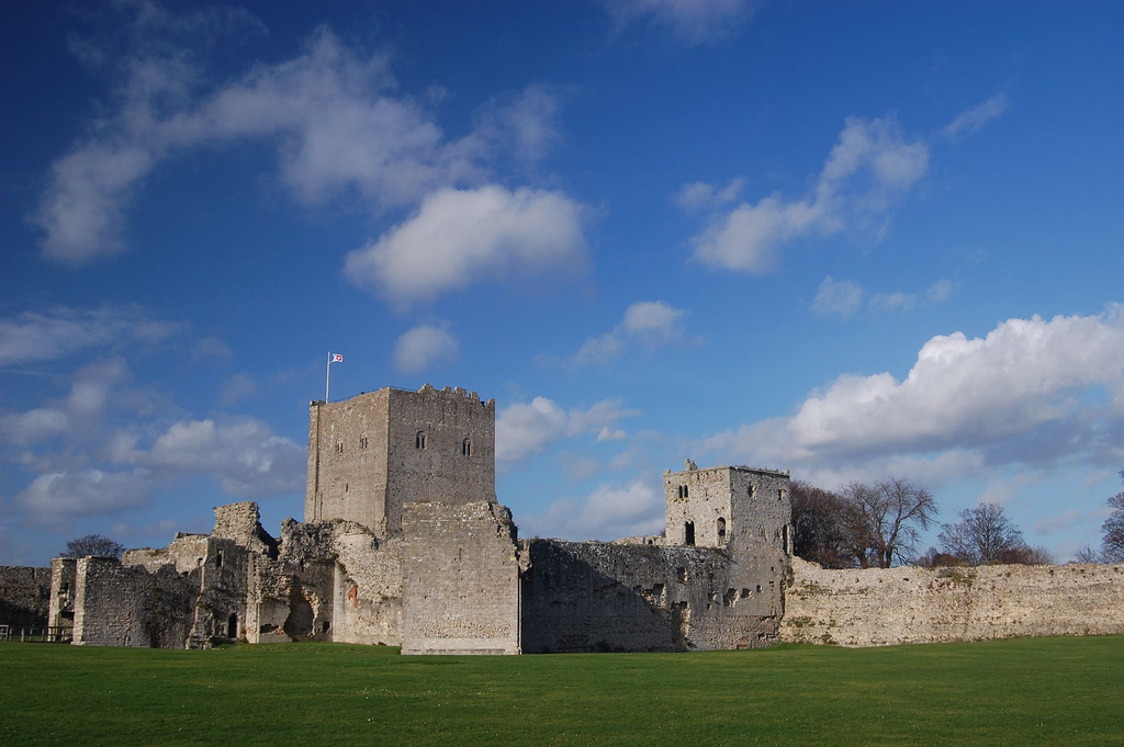 Portchester Castle — United Kingdom of Great Britain and Northern Ireland castle