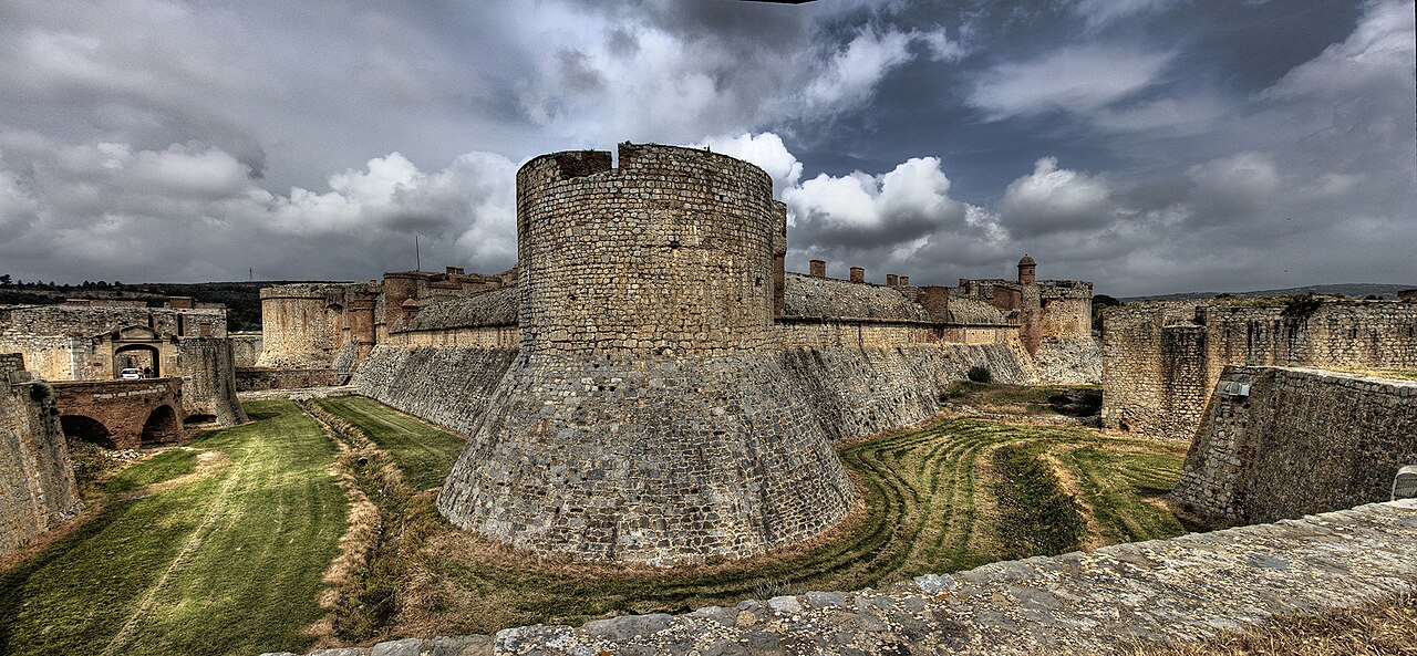 Château de Salses — France castle