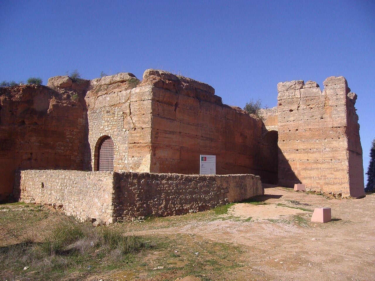 Paderne Castle — Portugal castle