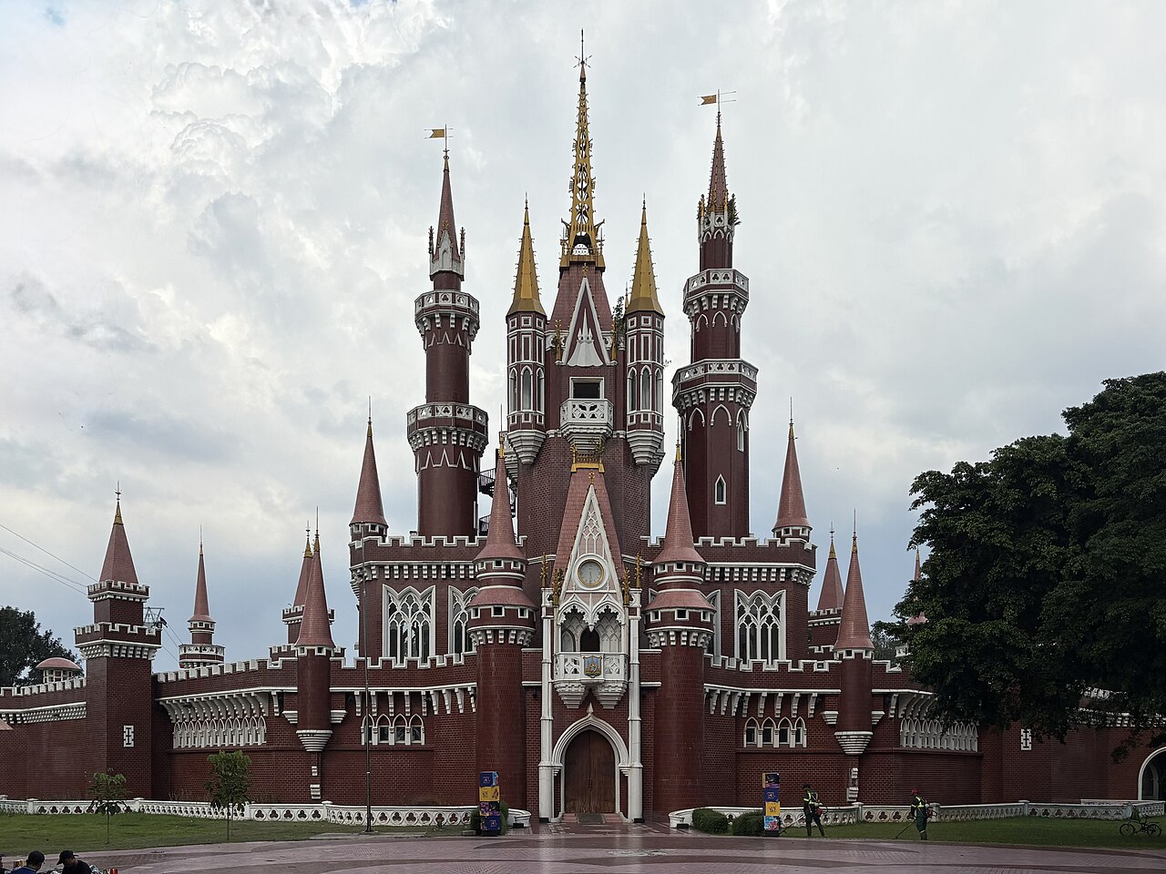 Indonesian Children's Castle — Indonesia castle