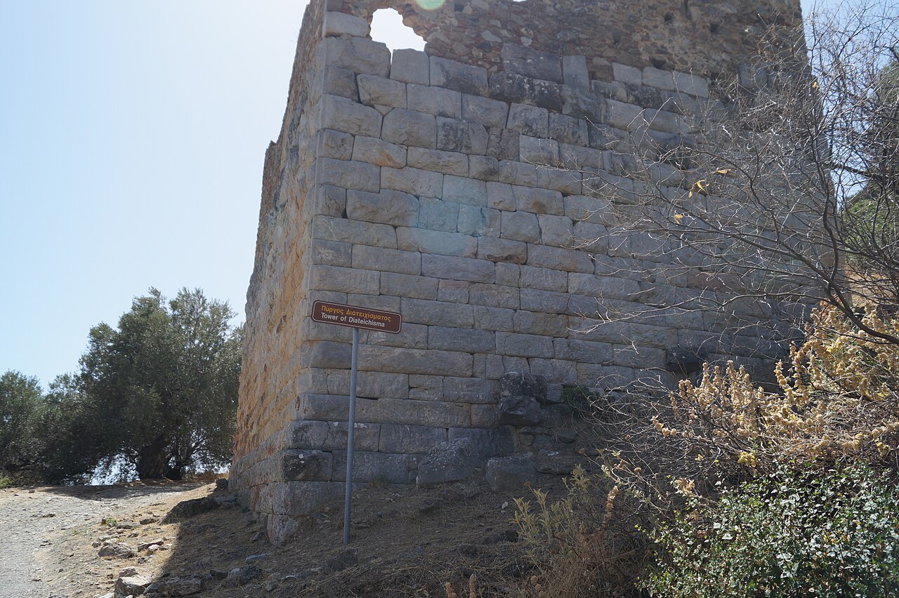Damalas Castle — Greece castle