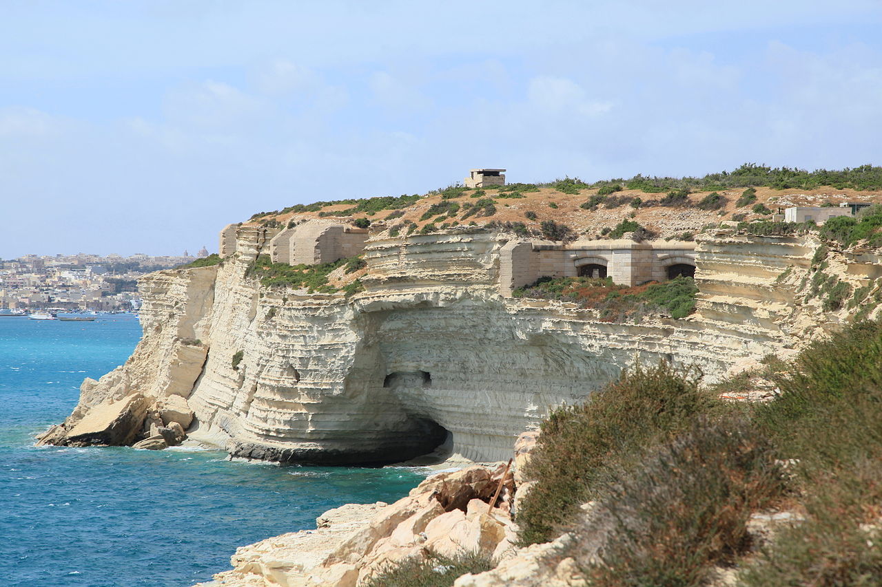Fort Delimara — Malta castle