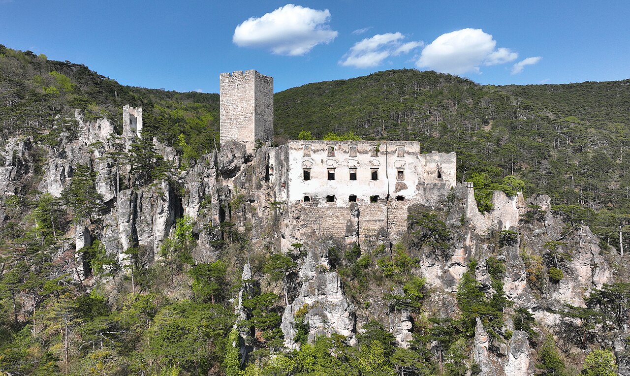Rauhenstein Castle — Austria castle