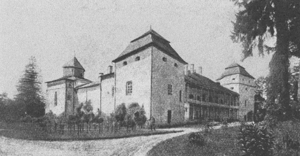 Zavaliv Castle — Ukraine castle