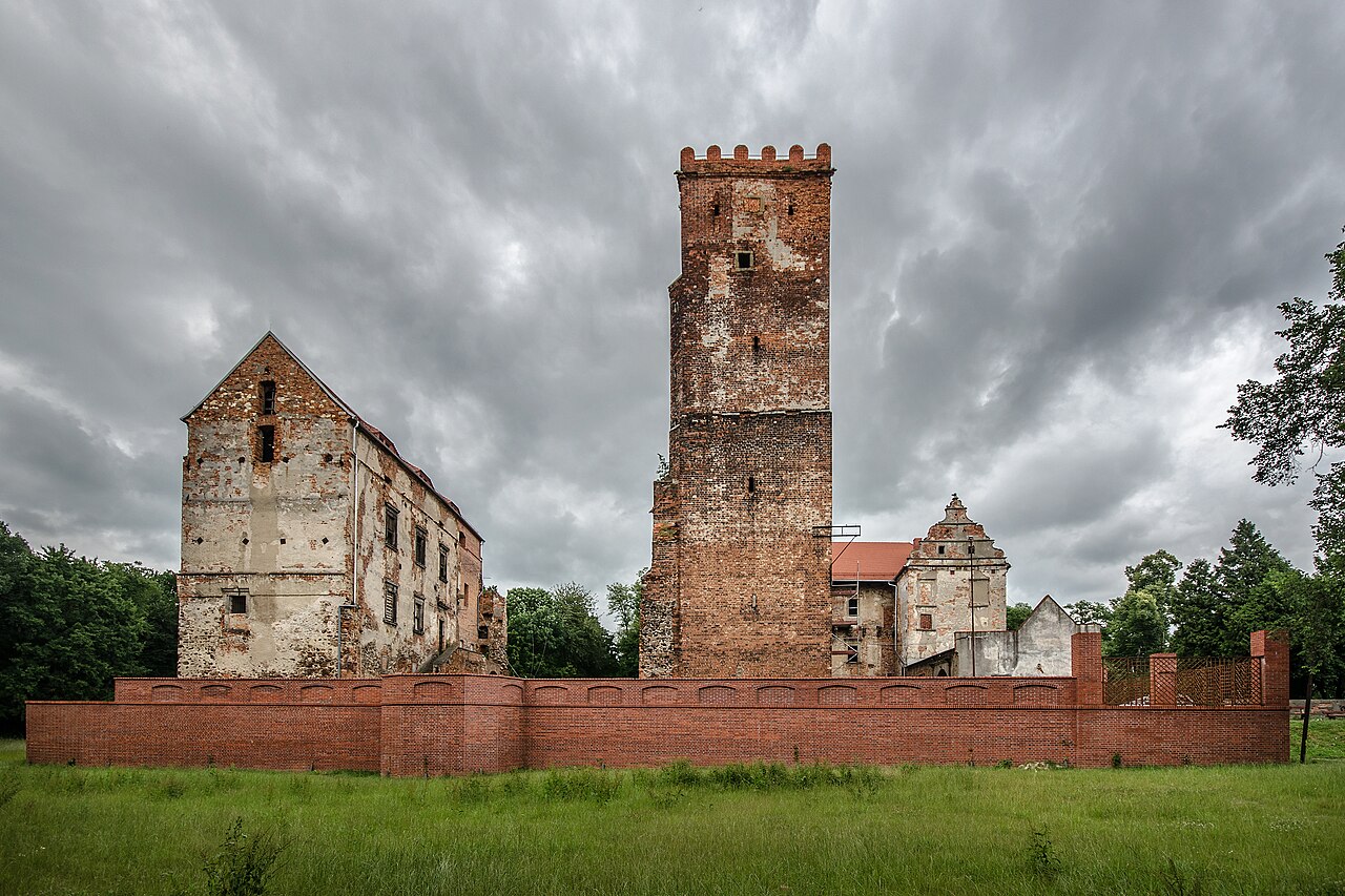 Prochowice — Poland castle