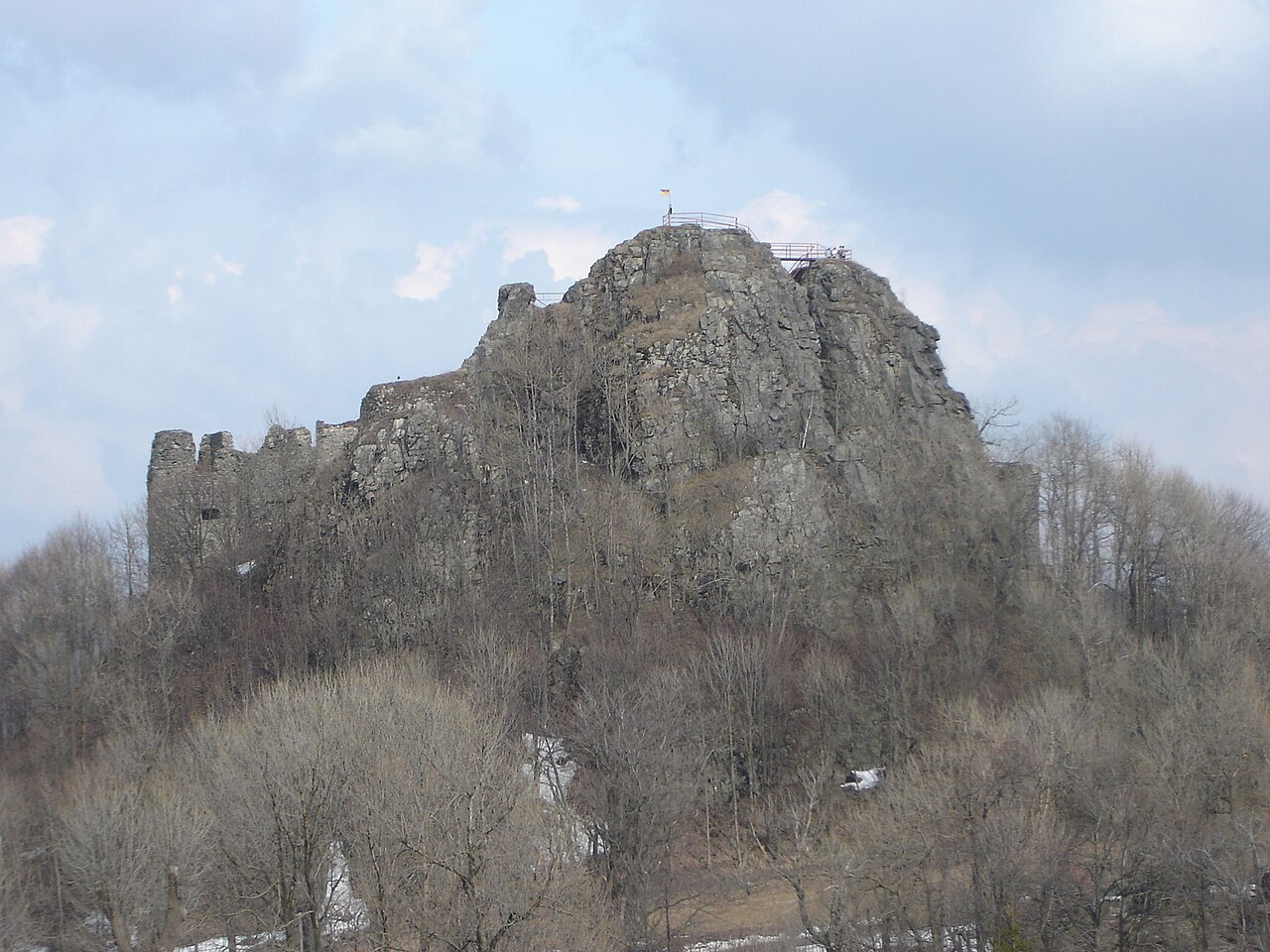 Tolstejn Castle Ruins — Czechia castle