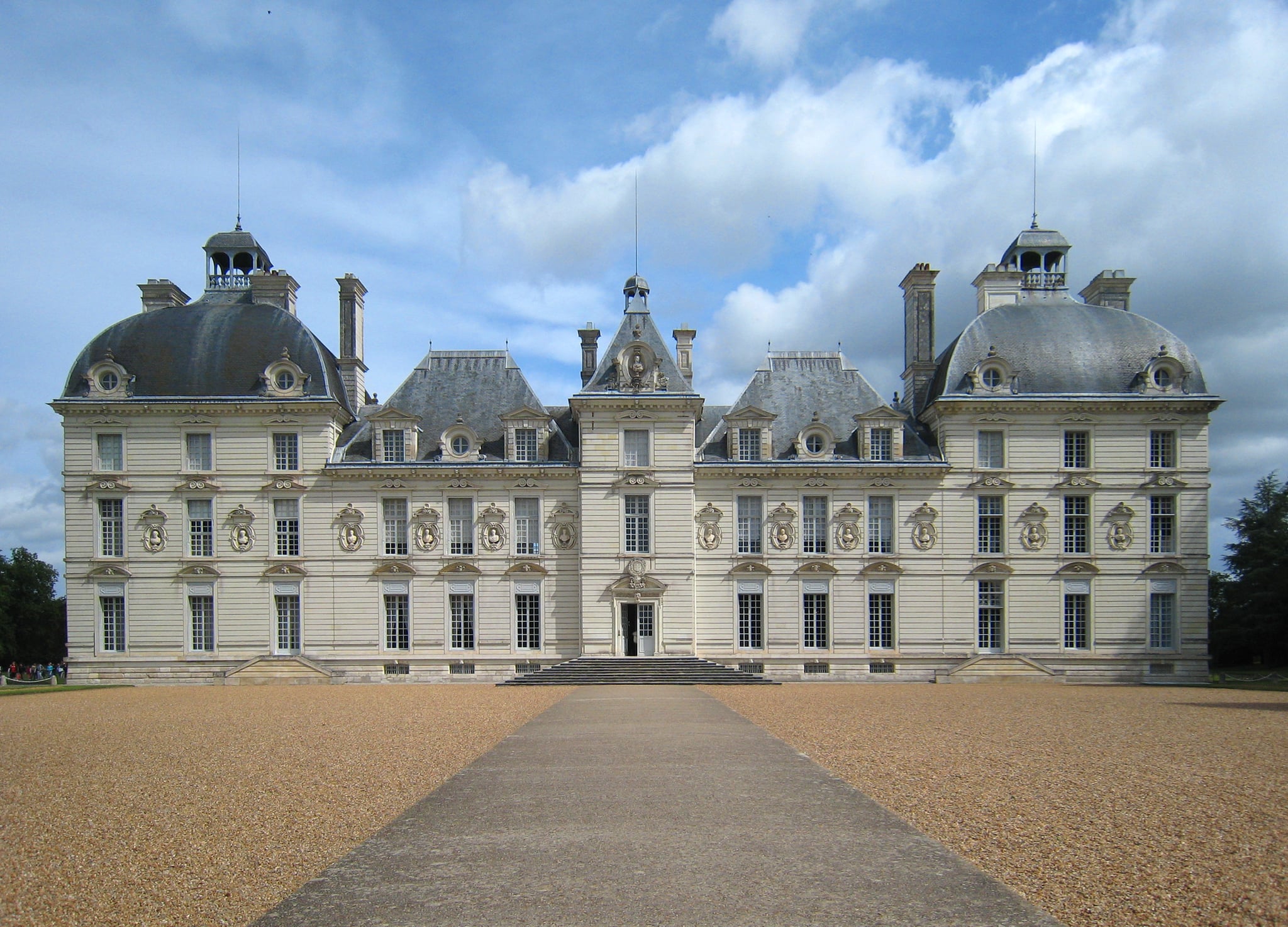 Cheverny Castle — France castle